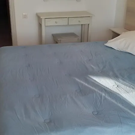 Neptune Apartment *